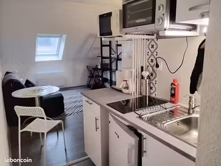 studio meublé axe rennes-st brieuc ou rennes-lorient (gare à 500m)