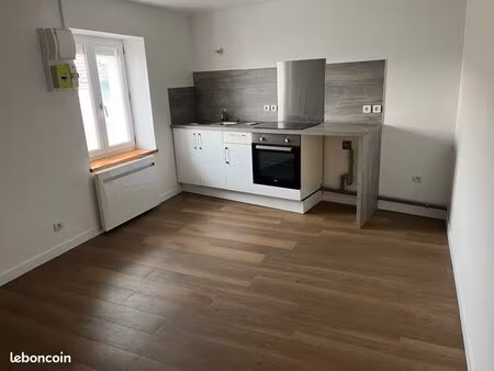 t2 de 37m2 disponible immédiatement