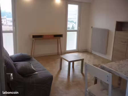 studio meuble a louer
