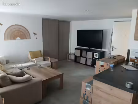 a loué appartement f3 duplex