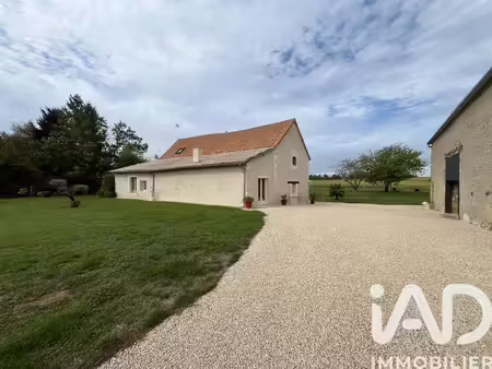 vente maison 7 pièces 220 m² chauvigny (86300)
