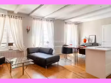 appartement de caractère au coeur du centre historique