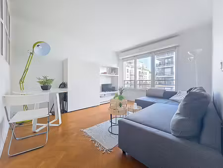 appartement 3 pièces meublé de 47.99m2 - quai de la bataille de stalingrad issy-les-moulin