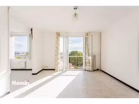 appartement 3 pièces de 69m² avec parking et vue à nîmes jean-jaurès