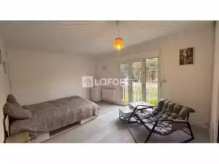 à louer - chambre meublée en colocation - toutes charges comprises