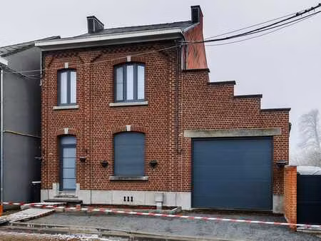 studio 1 ch. à louer à wanfercée-baulet
