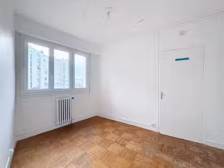 vente appartement t2 - busca / port saint-sauveur
