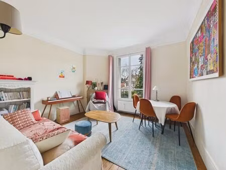 - 78000 versailles - quartier montreuil - charme de l'ancien - parquet moulures cheminees 