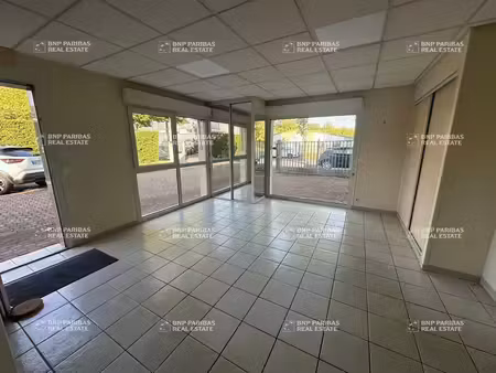 vente local d’activités montlouis-sur-loire 37270 792m²
