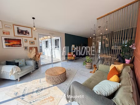 maison la roche sur yon 5 pièce(s) 131 m2