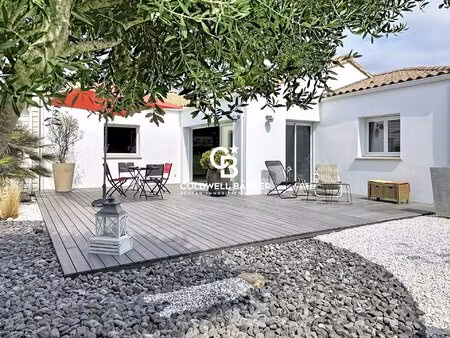 maison de plain-pied – un véritable cocon entre ville et océan