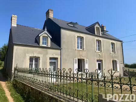 maison 8 pièces avec jardin à quettehou