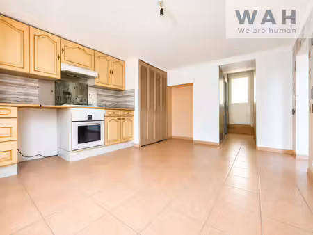 maison de village t4 avec cours et gros potentiel en rez-de-