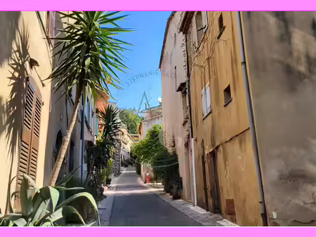 cogolin vieux village - location annuelle maison t4 (96 m²)