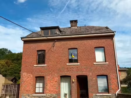 maison 4 façades avec piscine