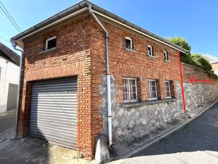 grand garage / atelier sur 2 niveaux à beaumont.