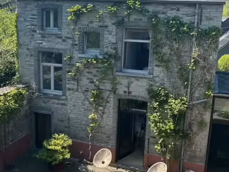 maison 4 façades avec jardin