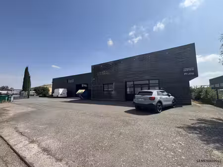 location local commercial
