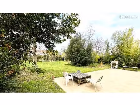 maison 7 pièces 179 m2