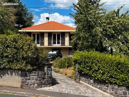 maison 6 pièces 160 m2