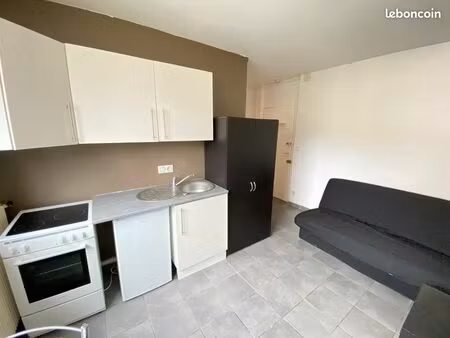studio 1 pièce 16 m²