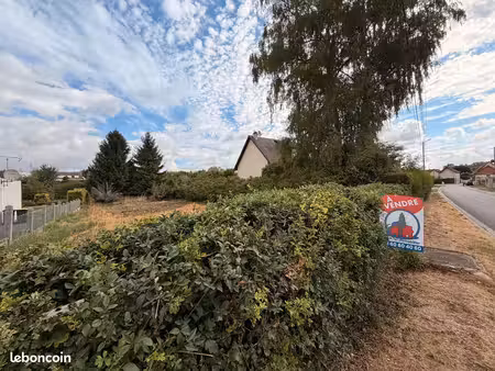 st-sauveur  beau terrain à bâtir de 1076m²