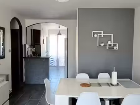 a louer t3 lumineux ttes charges comprises (fibre internet  eau  électricité  chauffage  t