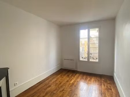 très joli studio non meublé de 21 58 m² - levallois-perret 92300 46 rue louis rouquier