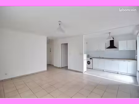 appartement 3 pièces 60 m²