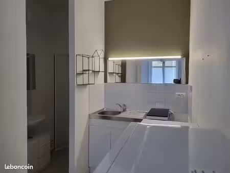 ascq - appartement meublé 20m2 - stationnement facile