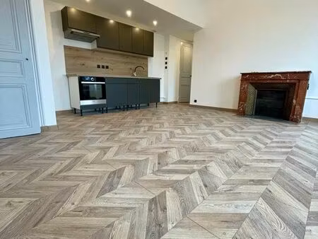 [rare] charmant t3 rénové de 71 m² avec jardin commun – hyper-centre & ascenseur