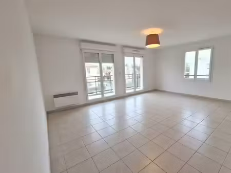 loue appartement t2