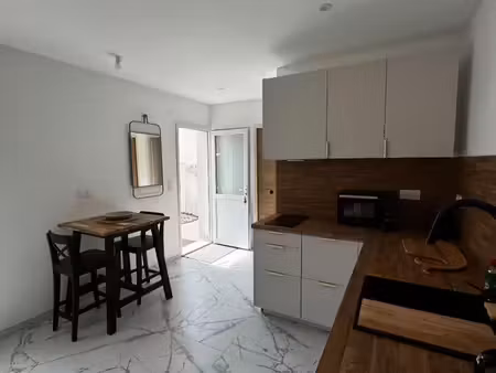 studio 1 pièce 25 m²