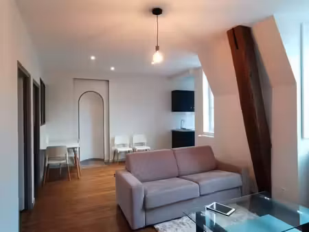 hyper centre t3 à location