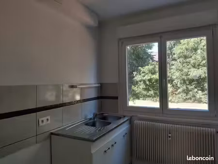 appartement 3 pièces 64 m²