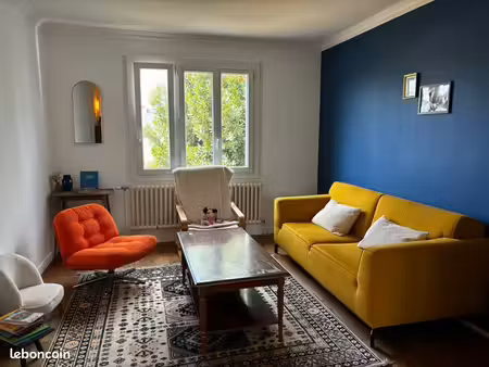 location maison de ville