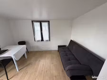studio 1 pièce 19 m²