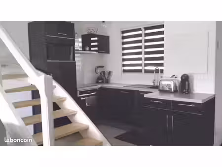 maison duplex mitoyenne meublée 52m2 + jardinet - proche mérignac capeyron bordeaux