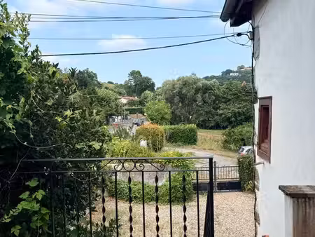 appartement t3 meublé de charme – 67 m² – urcuray (hasparren/cambo)
