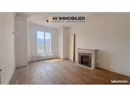appartement 2 pièces 64 m²