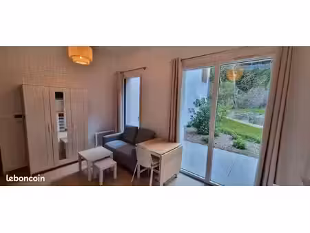 studio 1 pièce 24 m²
