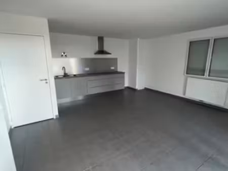location t3 avec parking