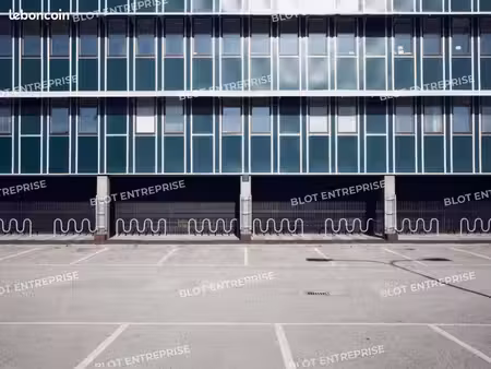 parking 10 m² nantes
