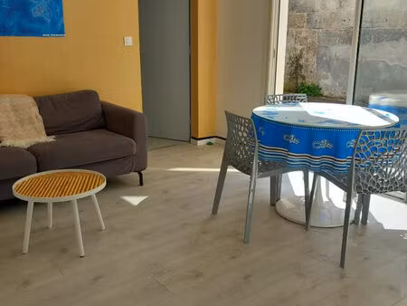 a louer barrière de begles lumineux appartement meublé de 3 pièces 50 m2