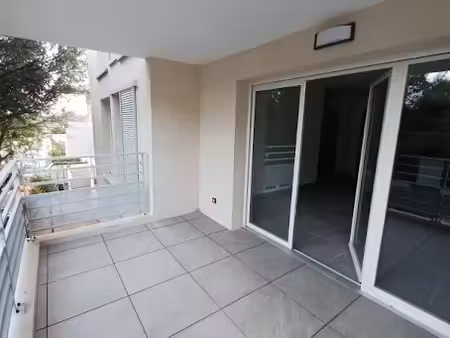 location appartement 3 pièces 63.52 m² à draguignan (83300)  799 €