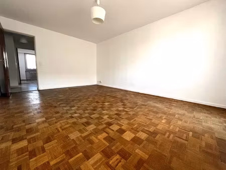 location appartement 3 pièces 68.37 m² à metz (57000)  932 €