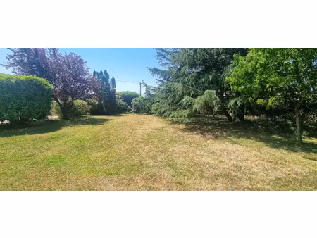 vente terrain 600 m² à montluel (01120)  140 000 €