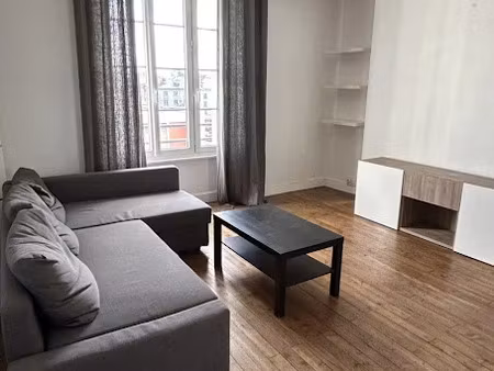 location meublée appartement 2 pièces 52 m² à brest (29200)  770 €