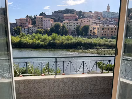 location meublée appartement 1 pièce 38 m² à menton (06500)  700 €
