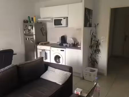 location appartement 2 pièces 44.5 m² à montpellier (34000)  729 €